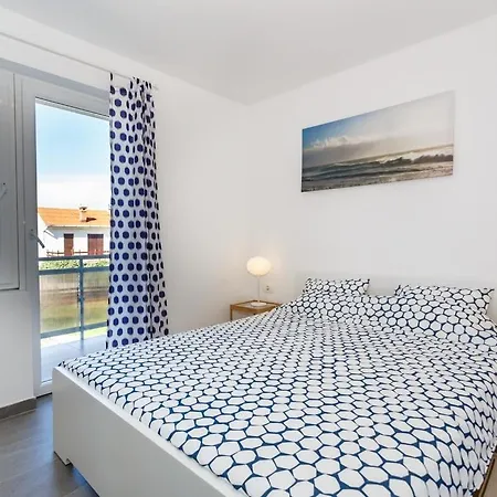 With A Parking Space Krk - 22454 Appartamento