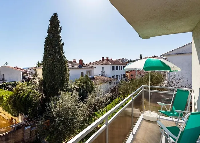 Apartment With Parking Space Krk - 22454 *